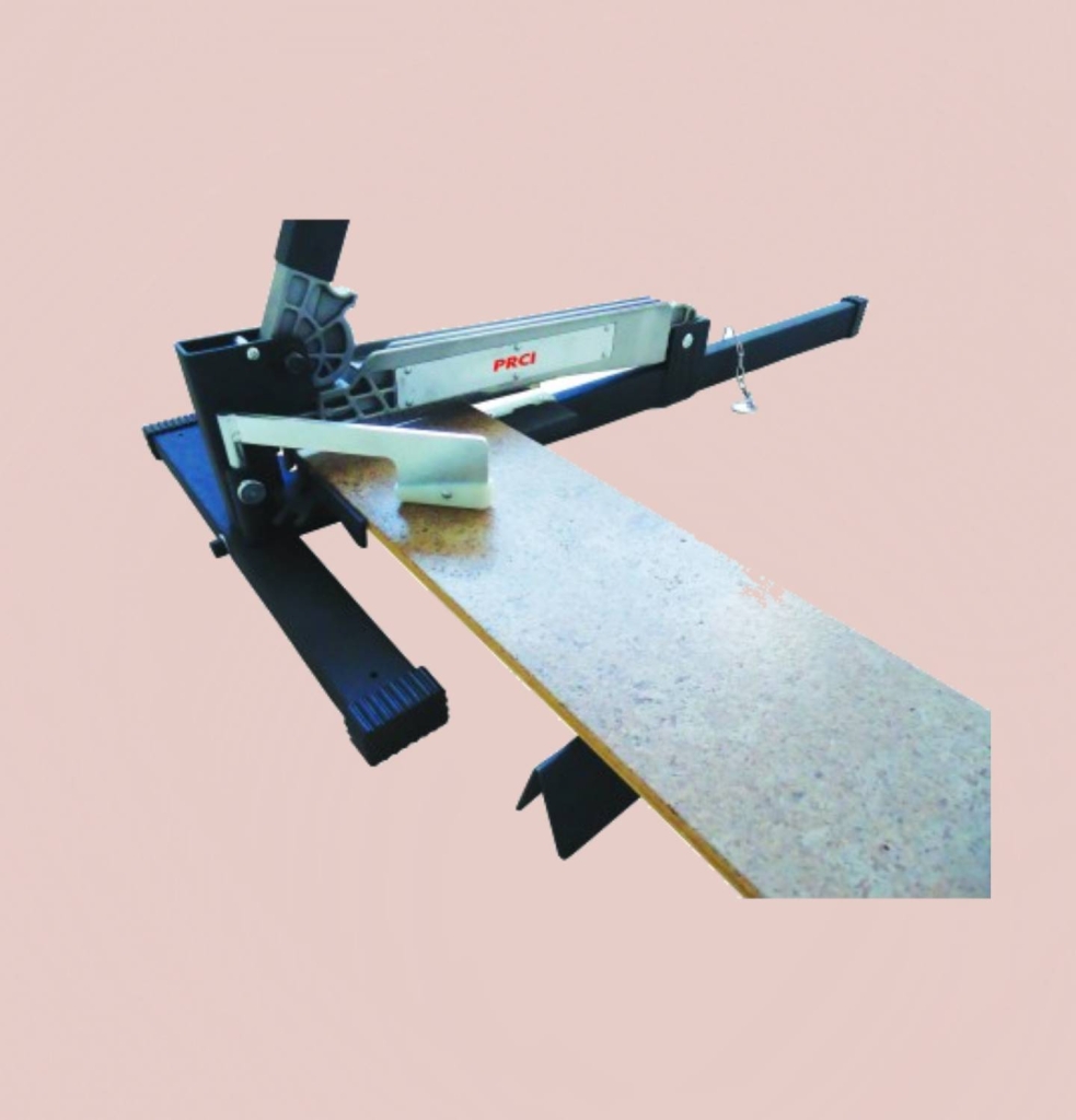 Coupe lames pour revêtement de sol type parquet, stratifiés, contrecollé ou sol PVC